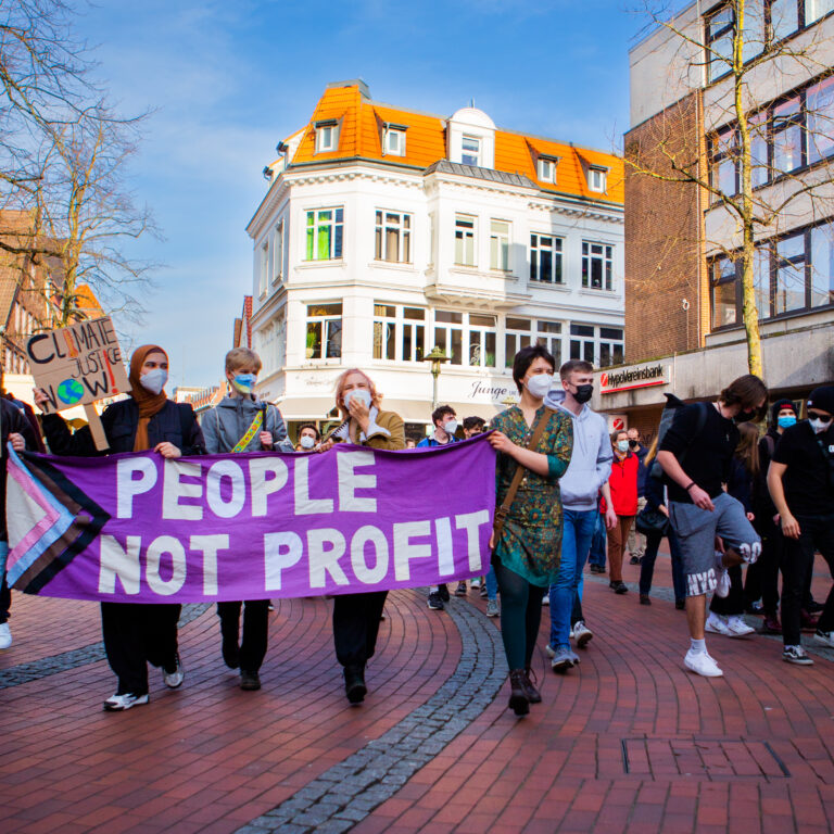 Demozug vom 25. März 2022, 10. Globaler Klimastreik